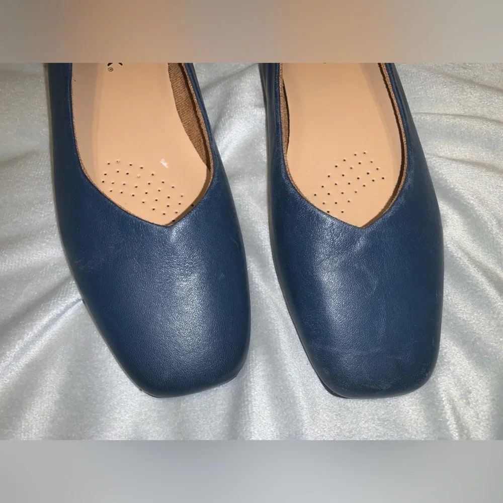 SoftWalk Vellore Women's Navy ballet Flats wide 8.5 W